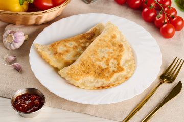 Чебуреки зі свинини